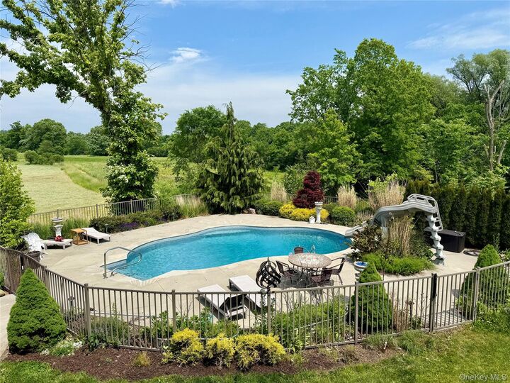 Property Photo:  26 Bridle Lane  NY 10918 