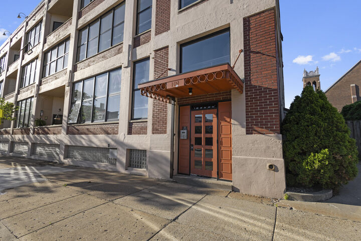 Property Photo:  109 W Washington Avenue  MI 49201 