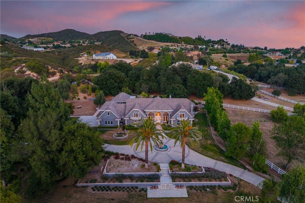 Photo of 37954 Calle De Lobo