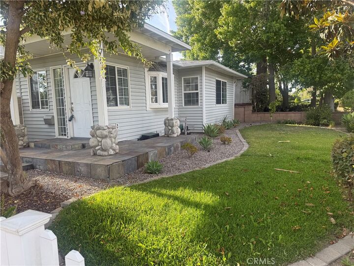 Property Photo:  1701 Lake Street  CA 92648 