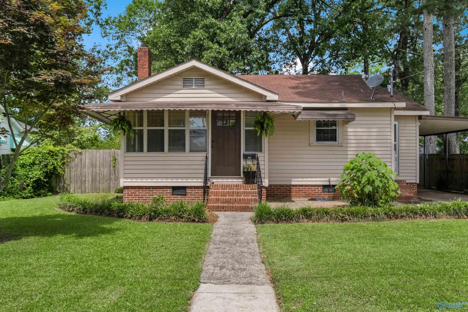 Property Photo:  408 Hastings Street  AL 35904 