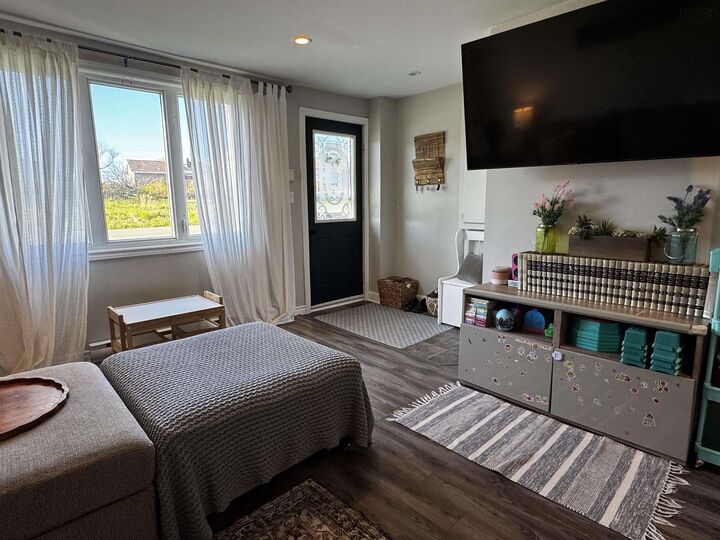 Property Photo:  93 38 Hay Street  NS B1A 5L9 