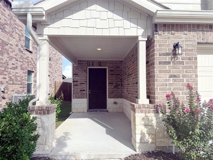 Property Photo: 1715 Ackerly Drive TX 75126