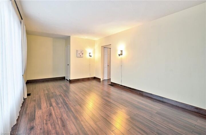 Property Photo:  1476 Barton Street E 2  ON L8H 2W9 