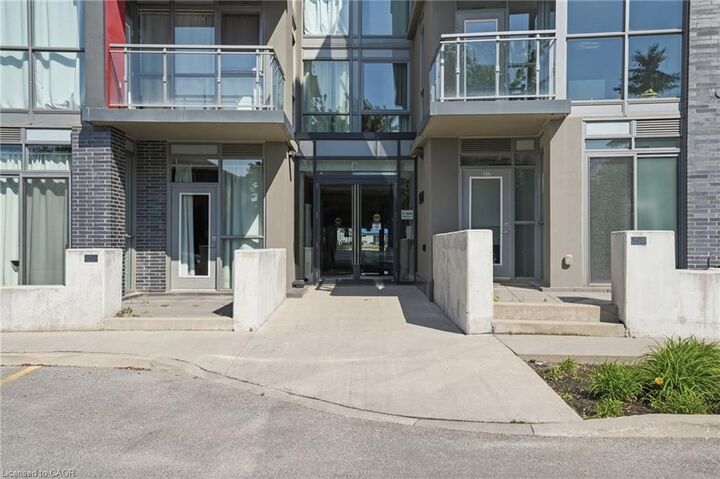 Property Photo:  5260 Dundas Street C212  ON L7L 0J7 