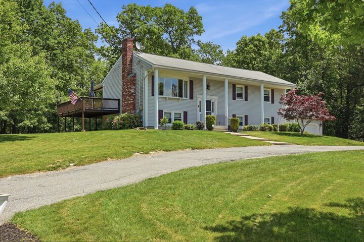 Property Photo:  5 Dix Road  MA 01938 