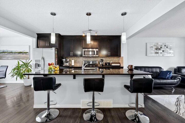 Property Photo: 58 Auburn Crest Green SE AB T3M 0Z2
