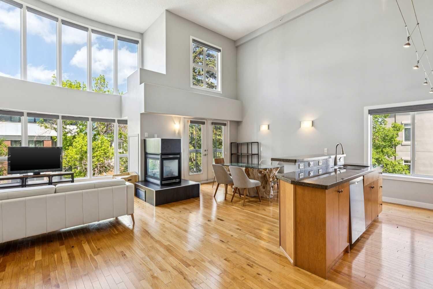 Property Photo:  317 19 Avenue SW 401  AB T2S 0E1 