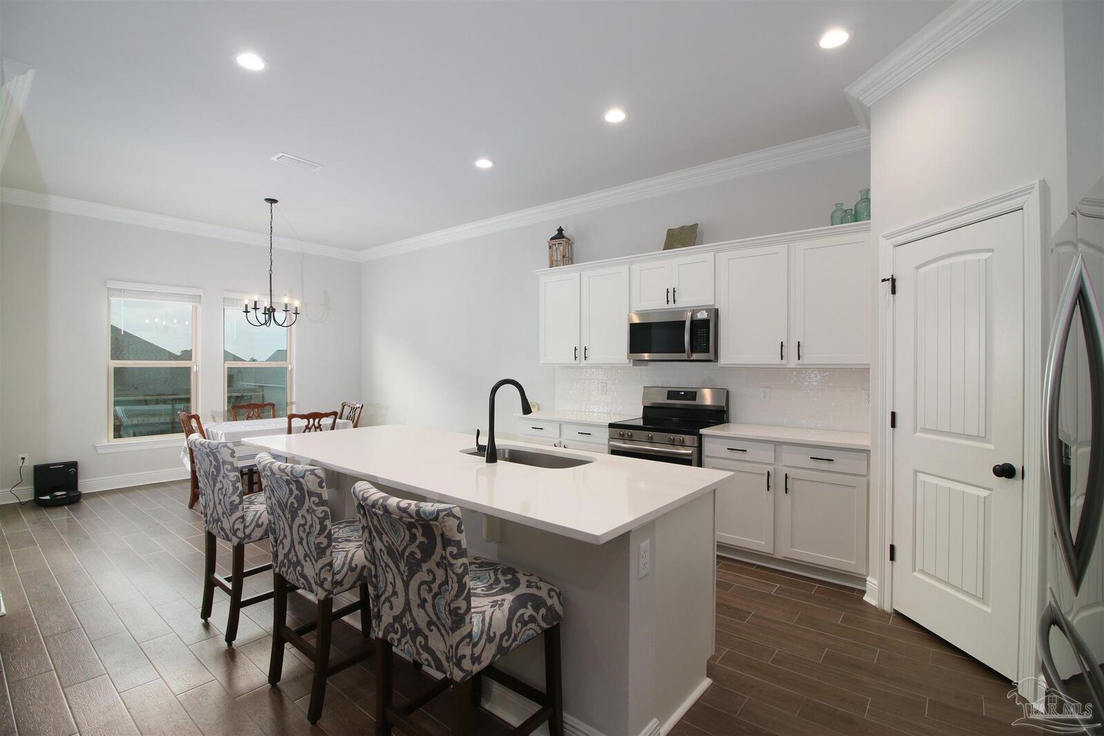Property Photo:  4888 Brigenza St  FL 32571 