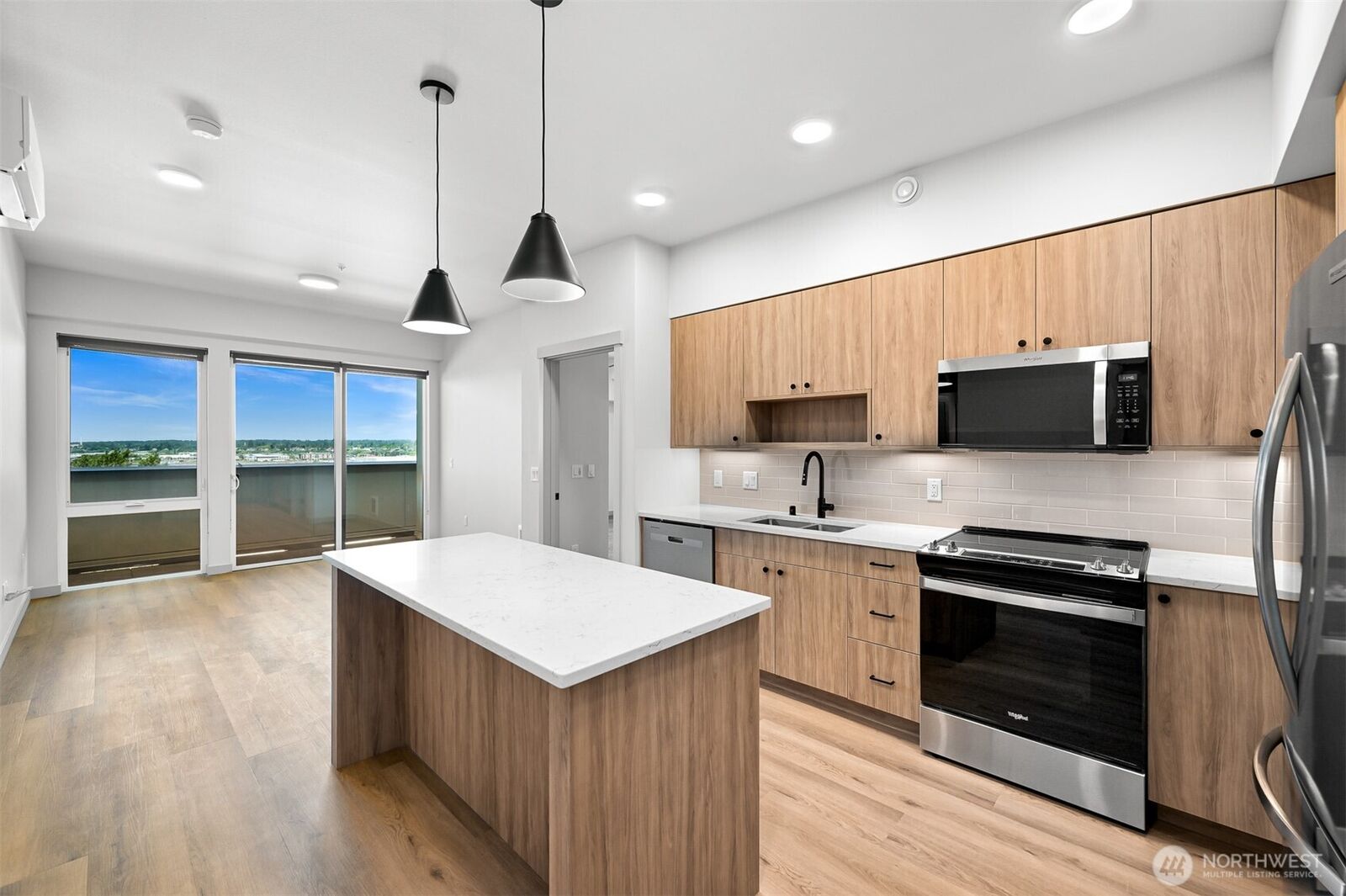 Property Photo: 820 N State Street 614 WA 98225