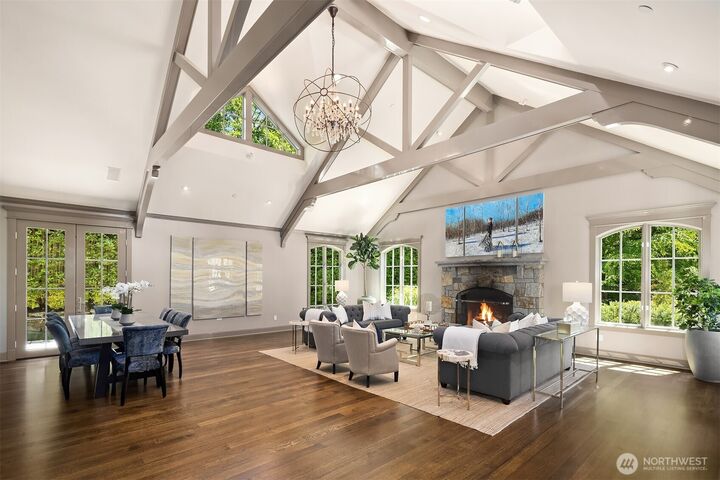 Property Photo: 1251 Evergreen Point Road WA 98039