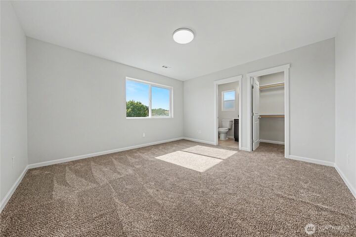 Property Photo:  435 N Fifth Avenue  WA 99326 