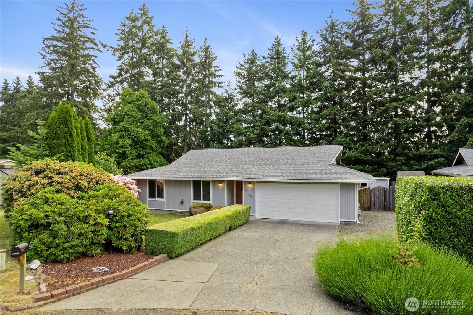 Property Photo: 8101 53rd Street Ct W WA 98467