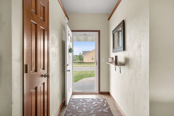Property Photo:  4866 N Wren Drive  WI 54913-7301 