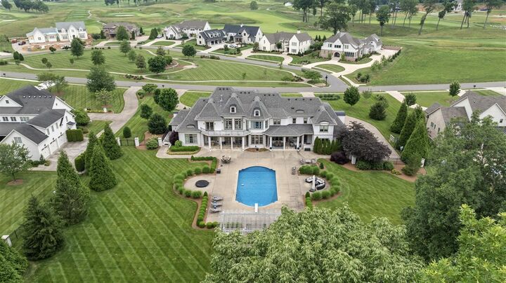 Property Photo:  317 Village Way  KY 42103 