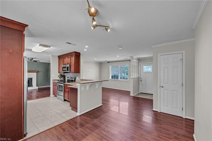 Property Photo: 432 Courtney Arch VA 23452