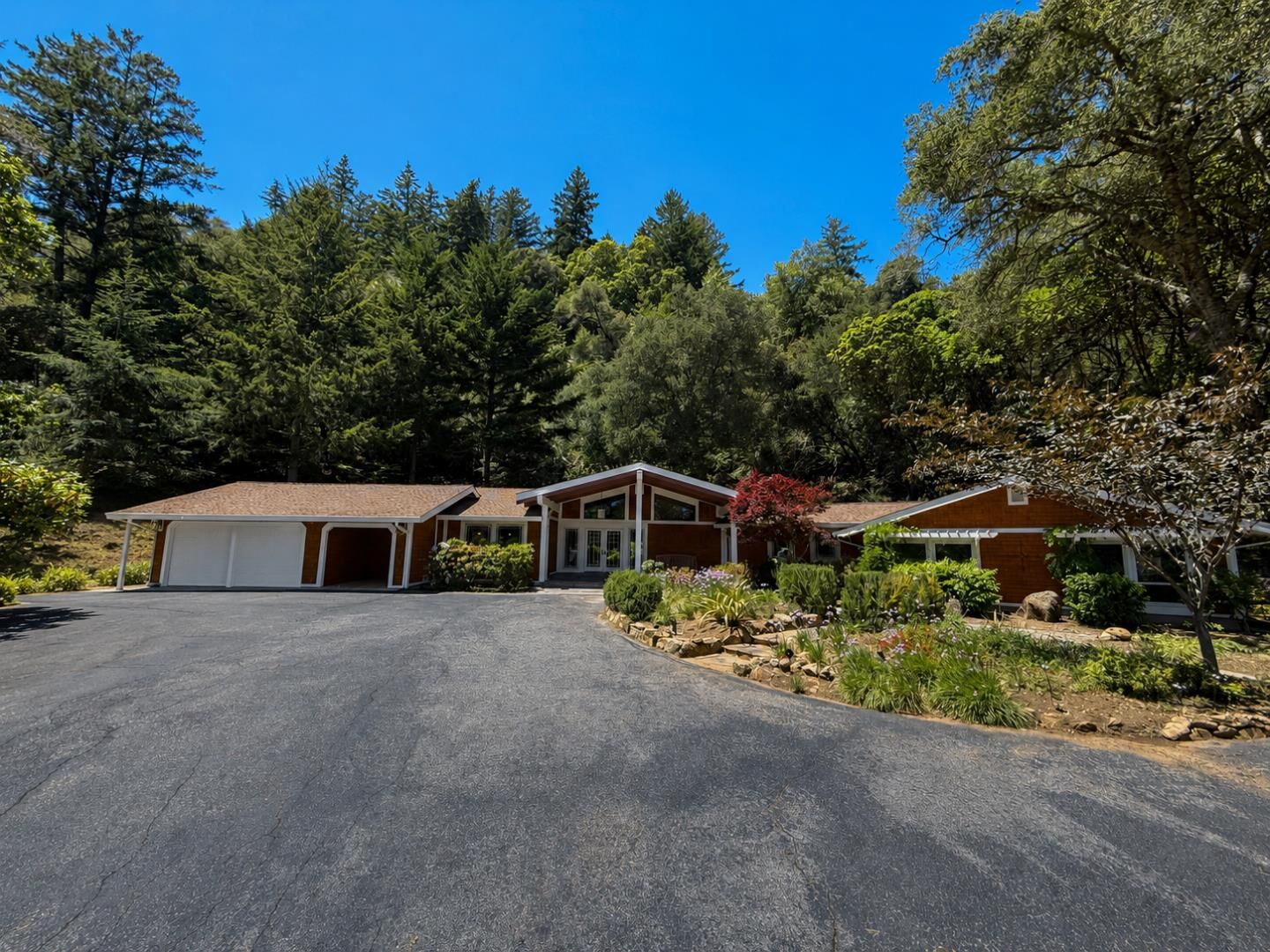 Property Photo:  17001 Skyline  CA 94062 