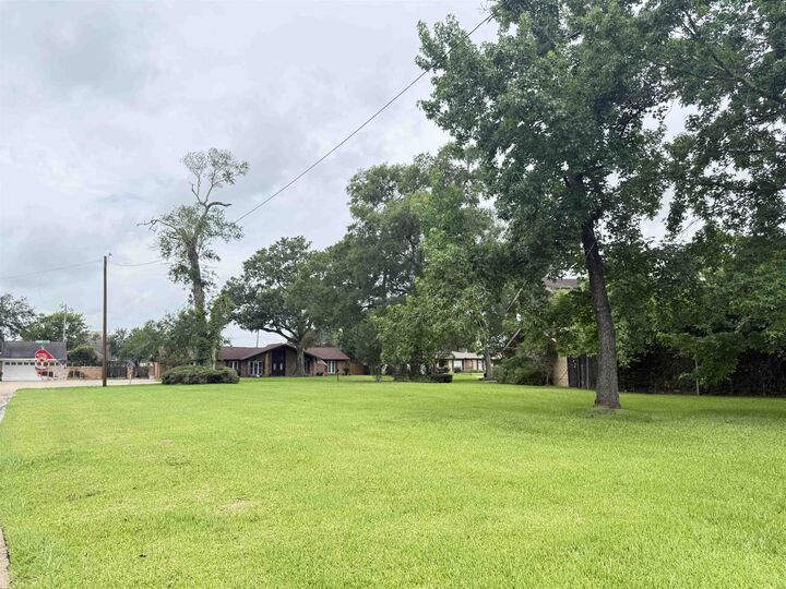 Property Photo:  3255 Blossom Dr.  TX 77705 