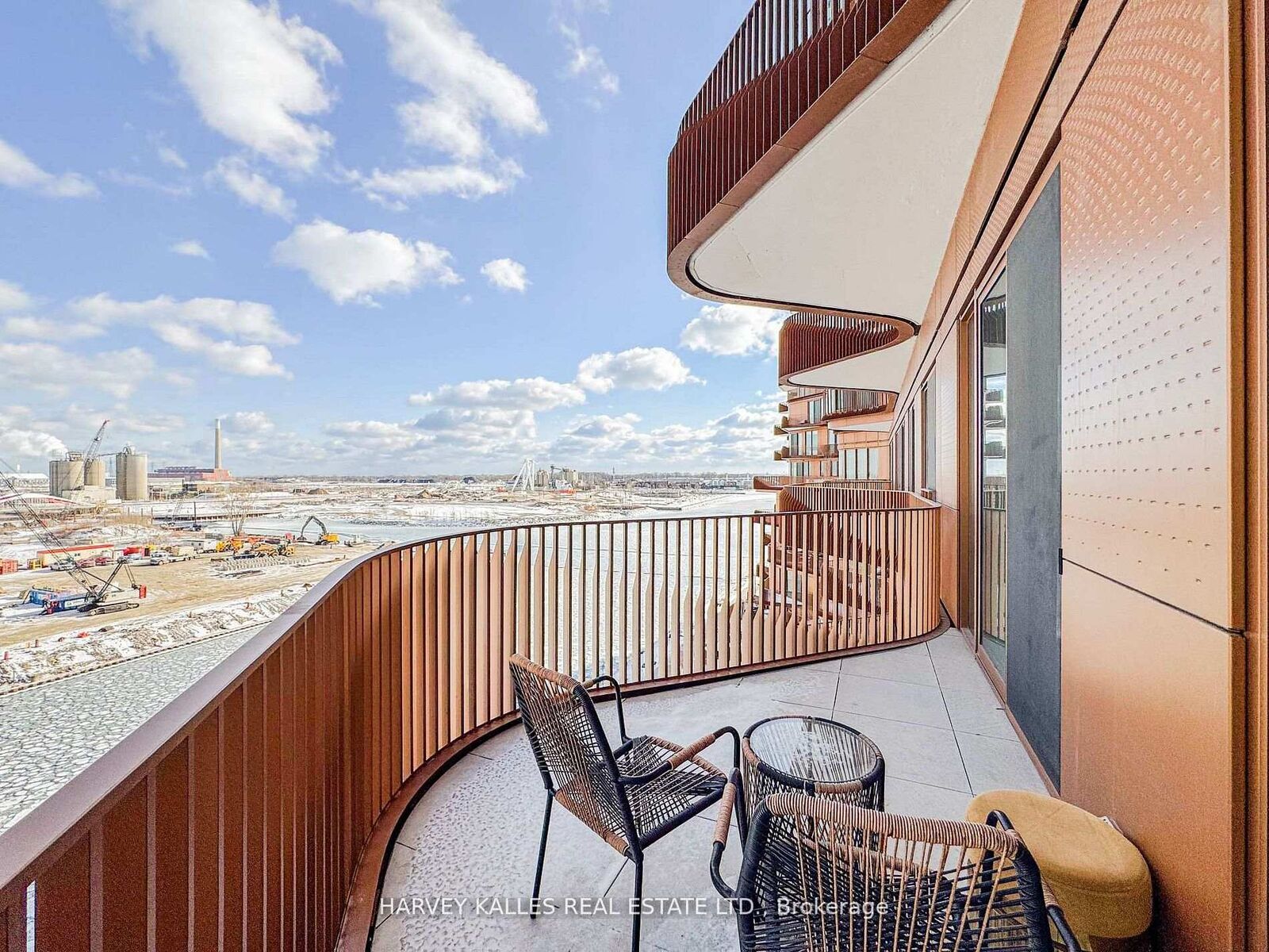 Property Photo:  155 Merchants' Wharf Avenue 701  ON M5A 0Y4 