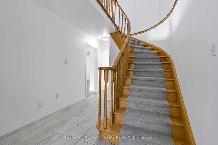 Property Photo: 492 Britannia Avenue ON L3Z 1A7