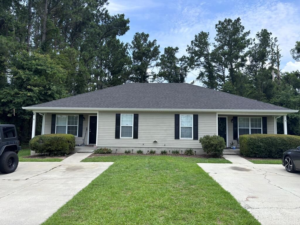 Property Photo:  6010 Susan Circle A/B  GA 31605 