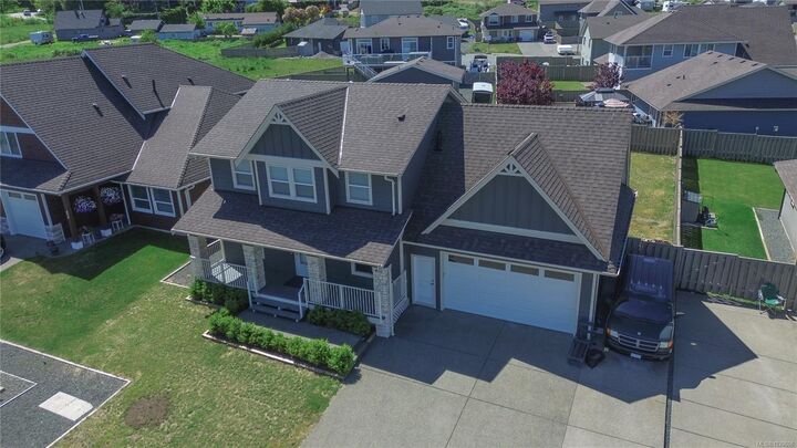 Property Photo: 492 Park Forest Dr BC V9W 0E3