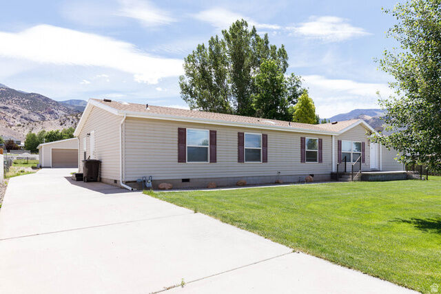 Property Photo:  355 S 300 E  UT 84754 