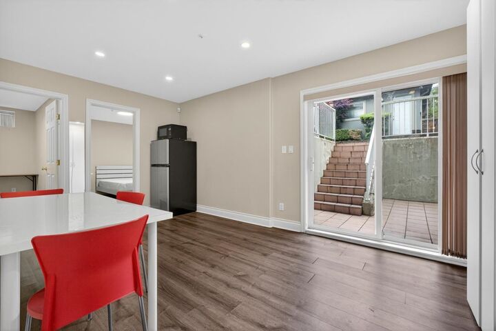 Property Photo:  3960 W 20th Avenue  BC V6S 1G4 