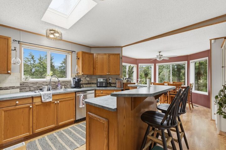Property Photo: 4580 Rondeview Road BC V0N 2H1