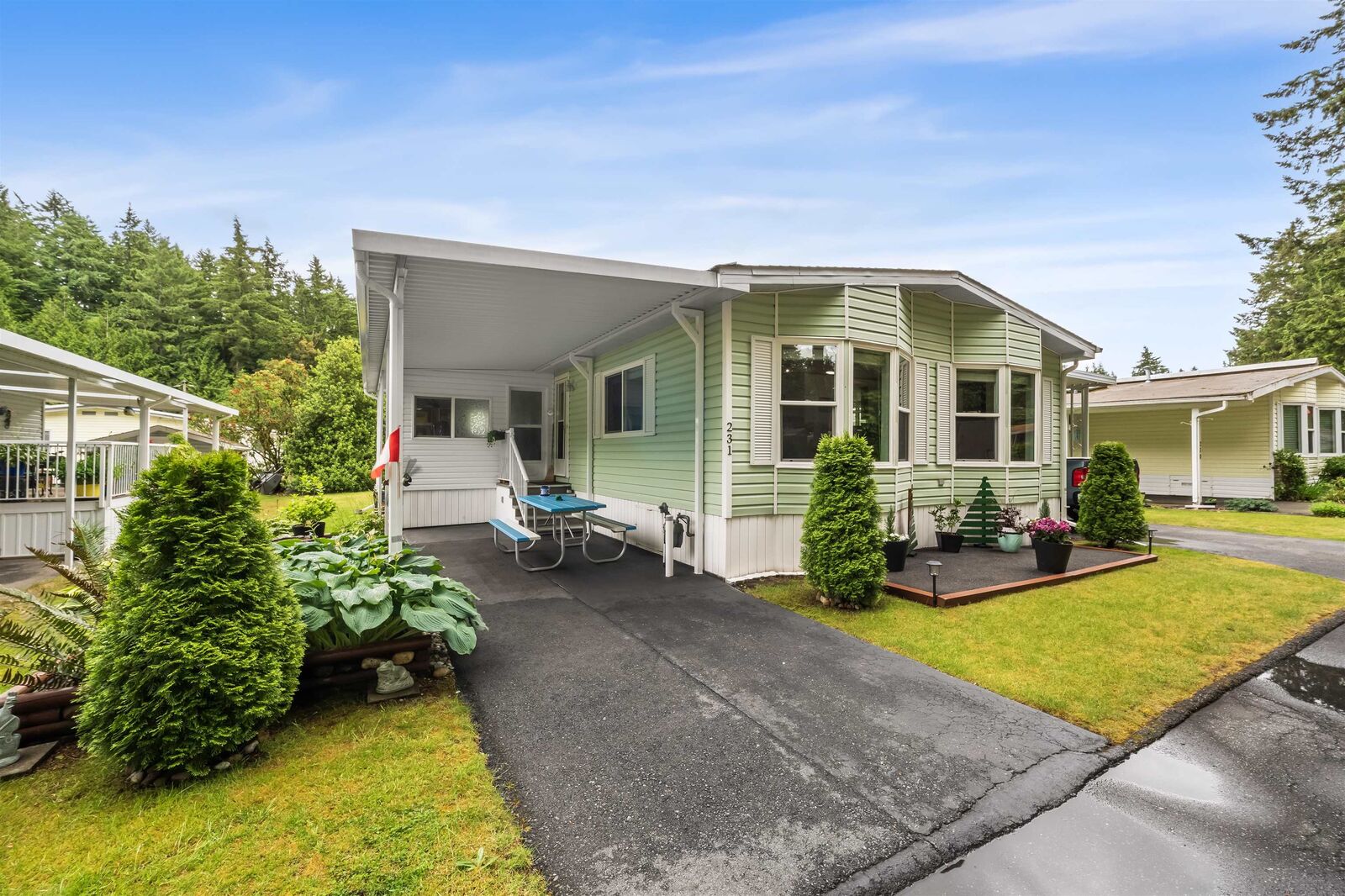 Property Photo:  20071 24 Avenue 231  BC V2Z 2A1 