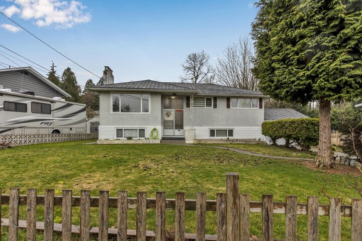 Property Photo: 11032 86A Avenue BC V4C 2Y2