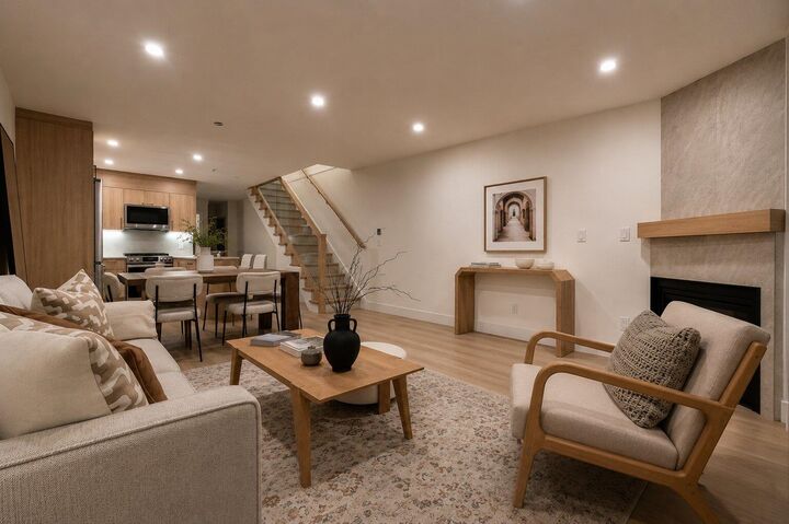 Property Photo: 3350 Cobblestone Avenue BC V5S 4S4