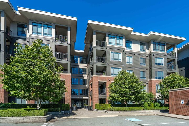 Property Photo: 33540 Mayfair Avenue 502 BC V2S 0J3