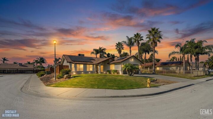 Property Photo: 524 Quail Rock Avenue CA 93308