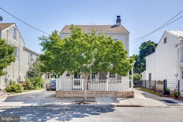 Property Photo:  415 Prince Street  NJ 08505 