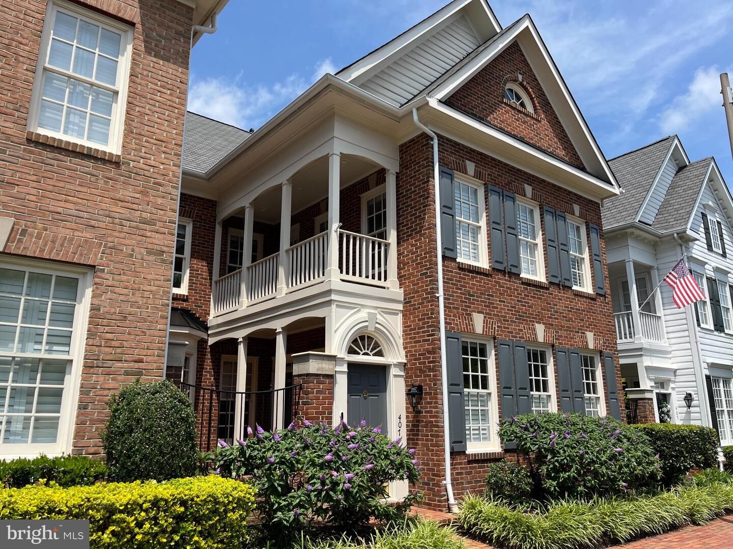 Property Photo:  407 S Henry Street  VA 22314 