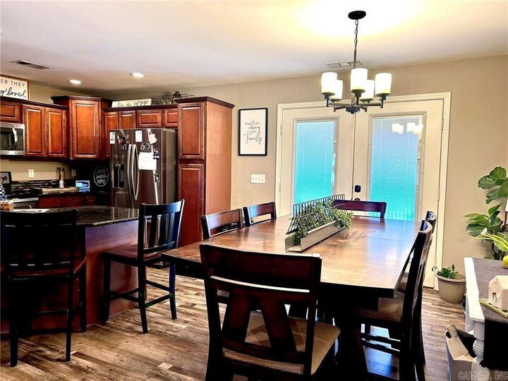 Property Photo: 1209 E Date St AR 72802