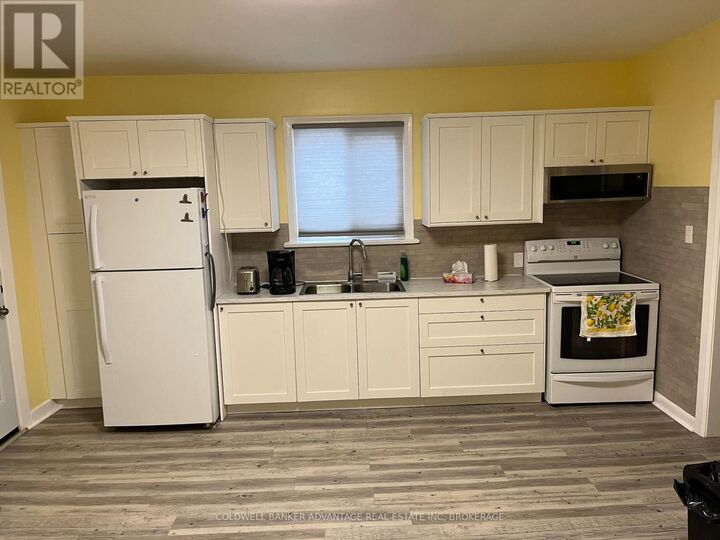 Property Photo:  14 Albert Street  ON L3B 4L2 