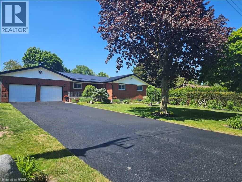 Property Photo:  14 Alpha Street  ON N4B 2W5 