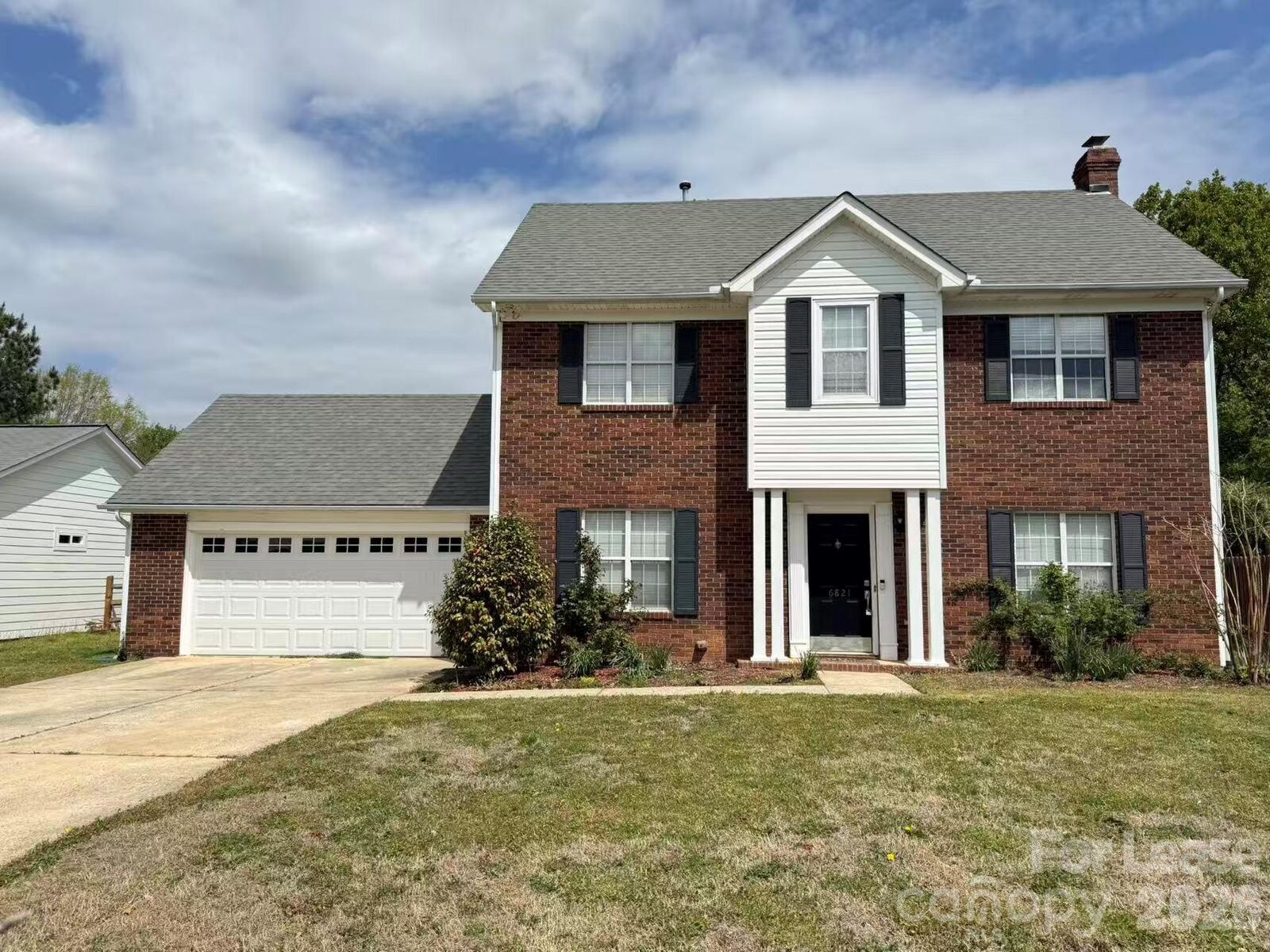 Property Photo: 6821 Millingden Court NC 28277