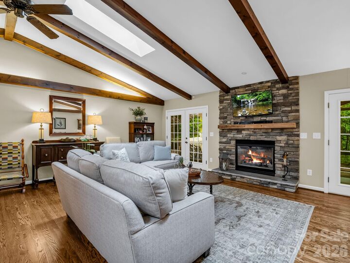 Property Photo:  558 Middle Connestee Trail  NC 28712 