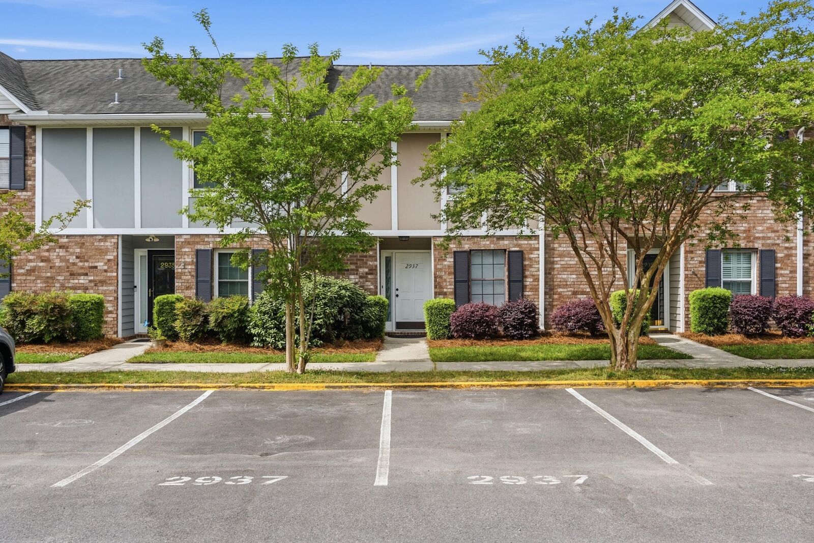 Property Photo: 2937 Oxford Place SC 29414