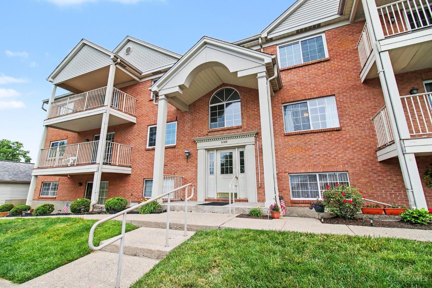 Property Photo: 5769 Cheviot Road OH 45247