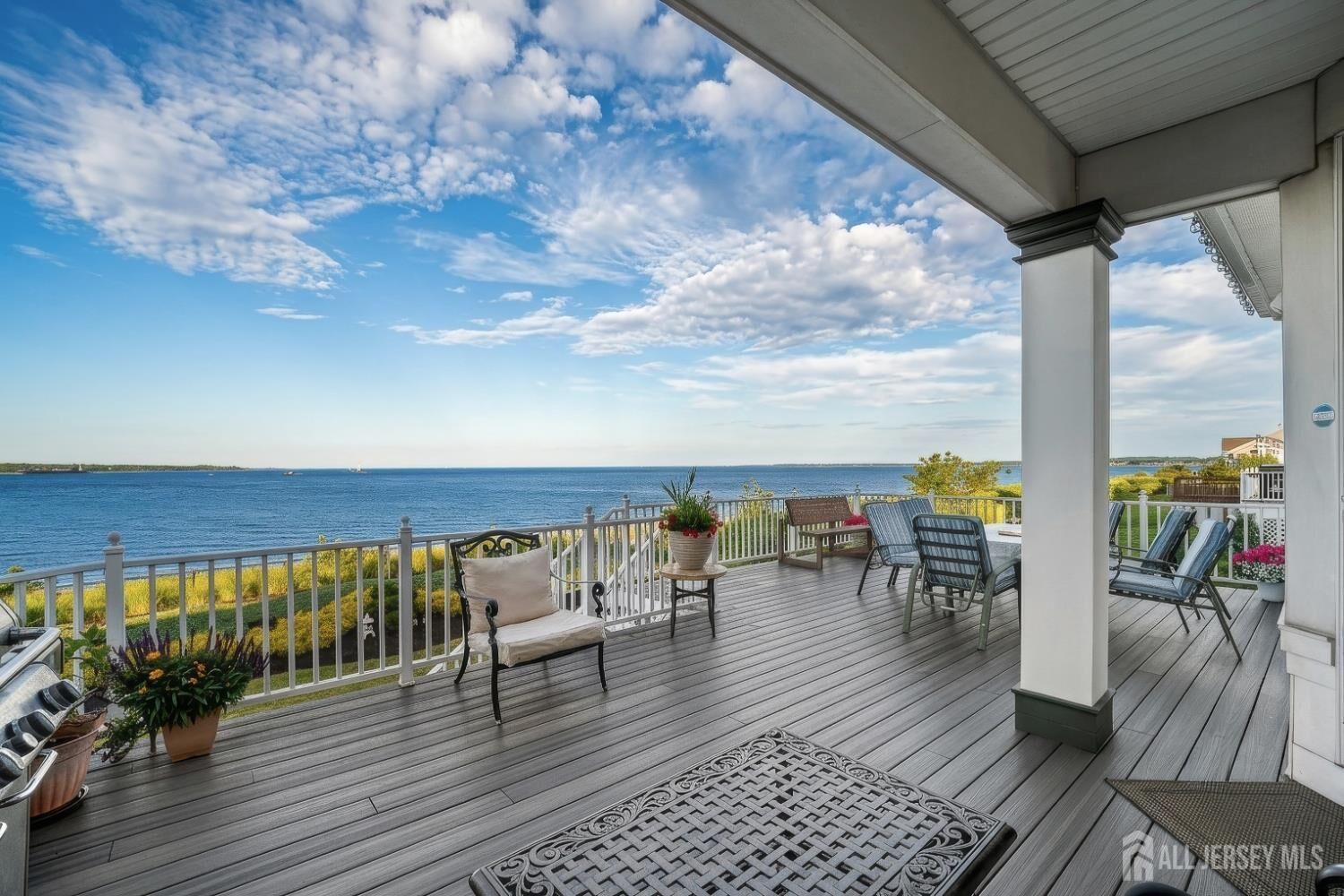Property Photo:  23 Lighthouse Drive  NJ 08879 