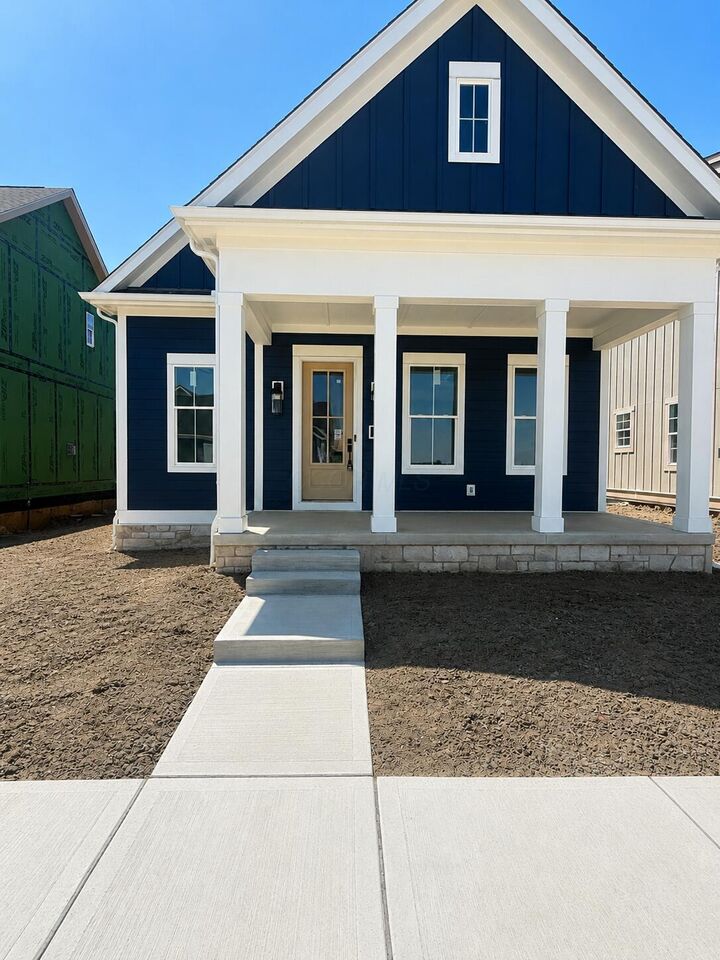 Property Photo: 2048 Leopold Drive OH 43035