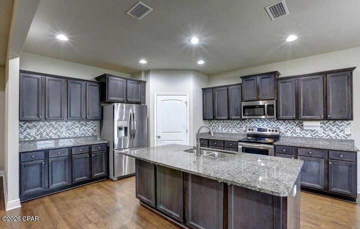 Property Photo:  107 N Shoreview Drive  FL 32404 