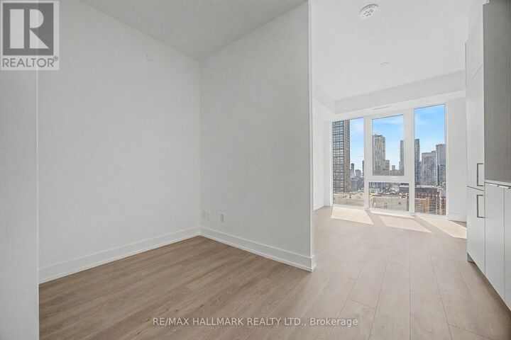 Property Photo: 308 Jarvis Street 2212 ON M5B 0E3