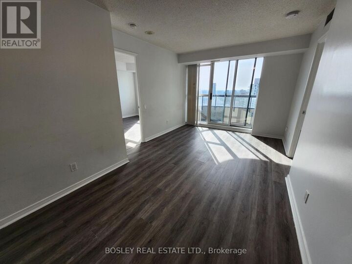 Property Photo:  33 Empress Avenue 2706  ON M2N 6Y7 