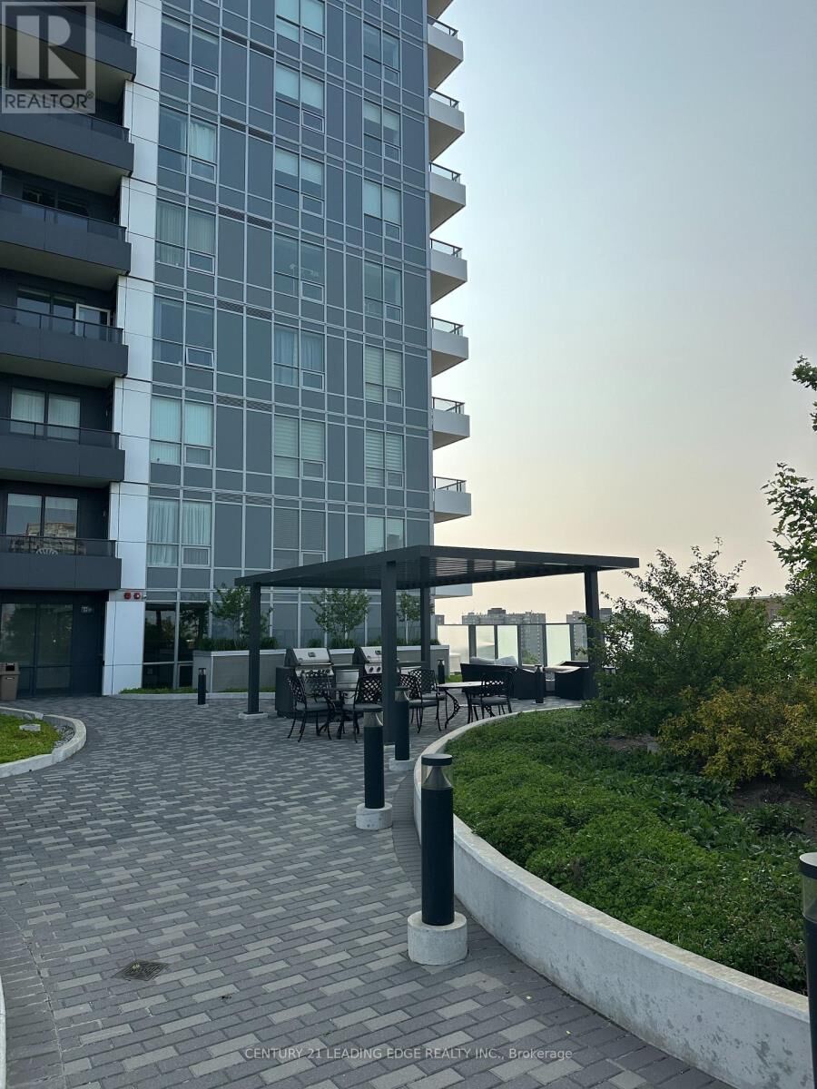 Property Photo:  3121 Sheppard Avenue East 827  ON M1T 3J7 