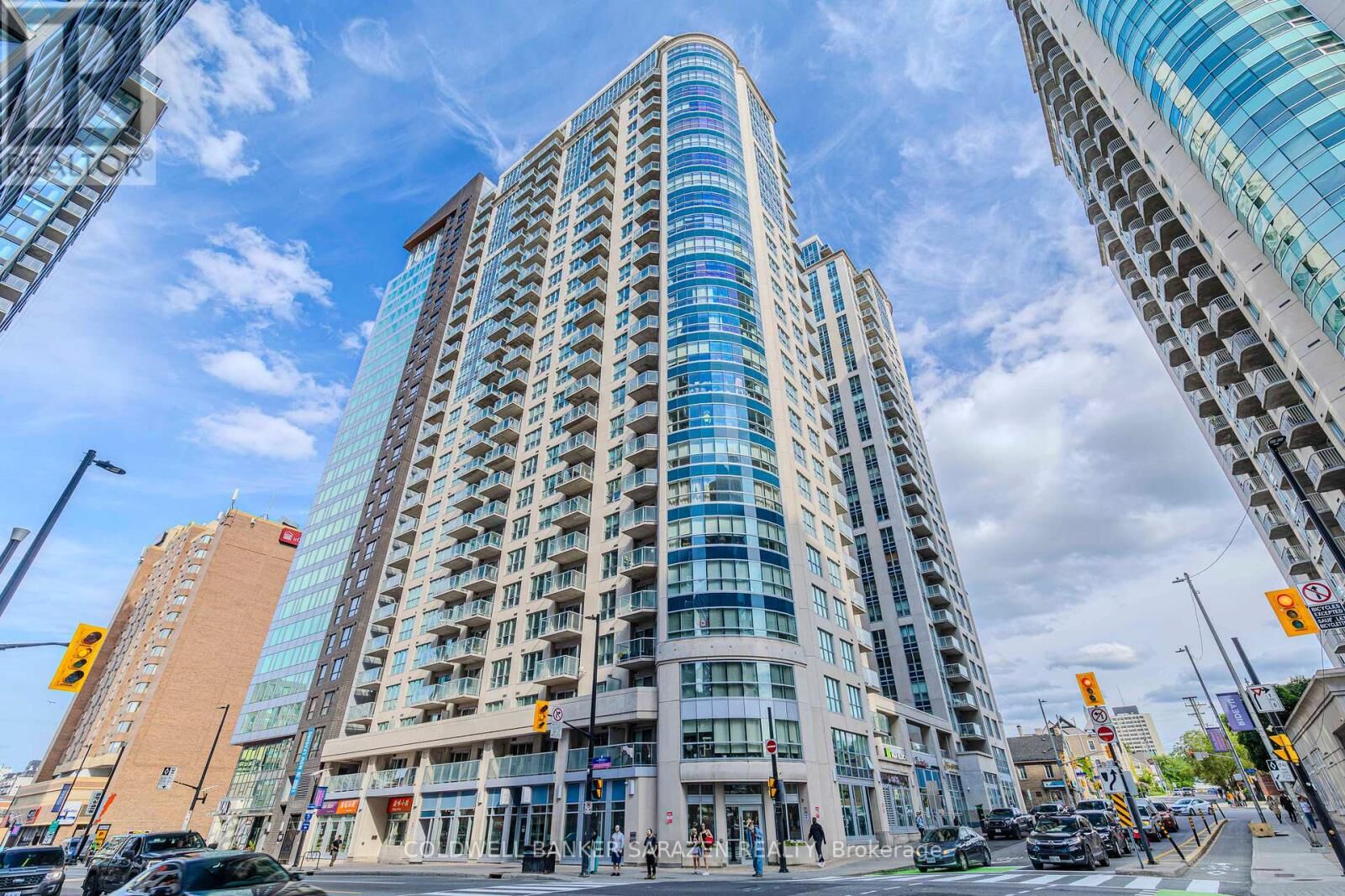 Property Photo: 242 Rideau Street 2601 ON K1N 0B7